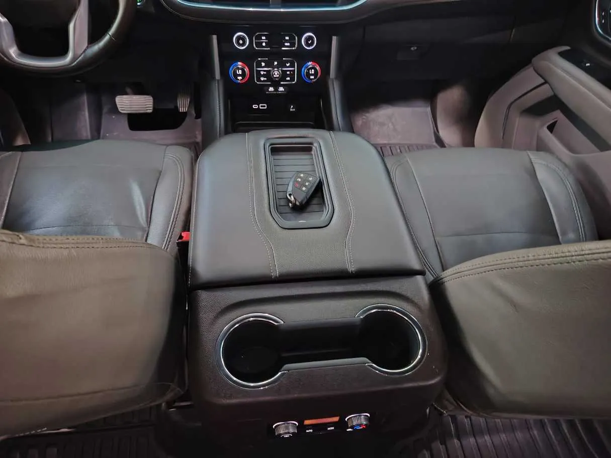 Car image 35