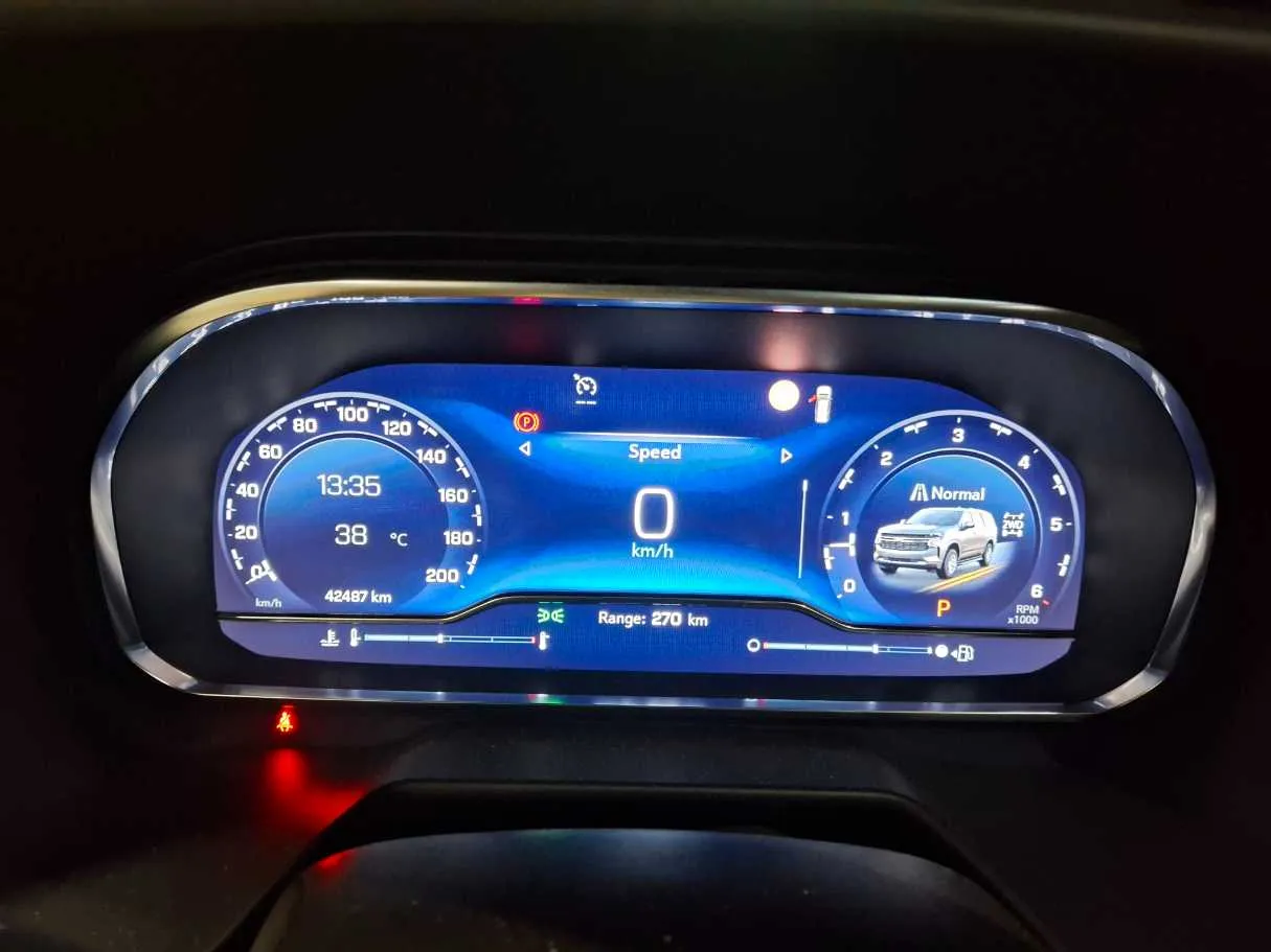 Car image 18