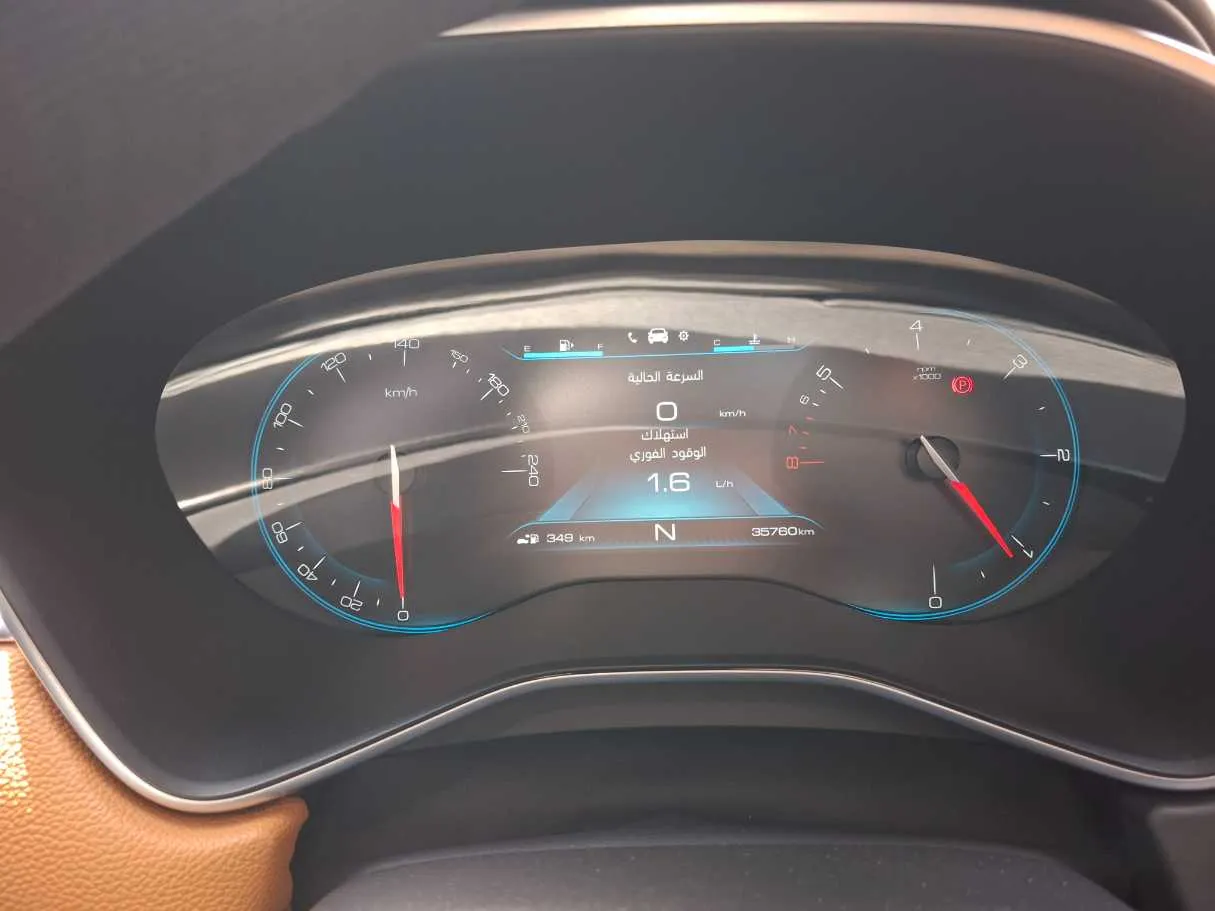 Car image 18