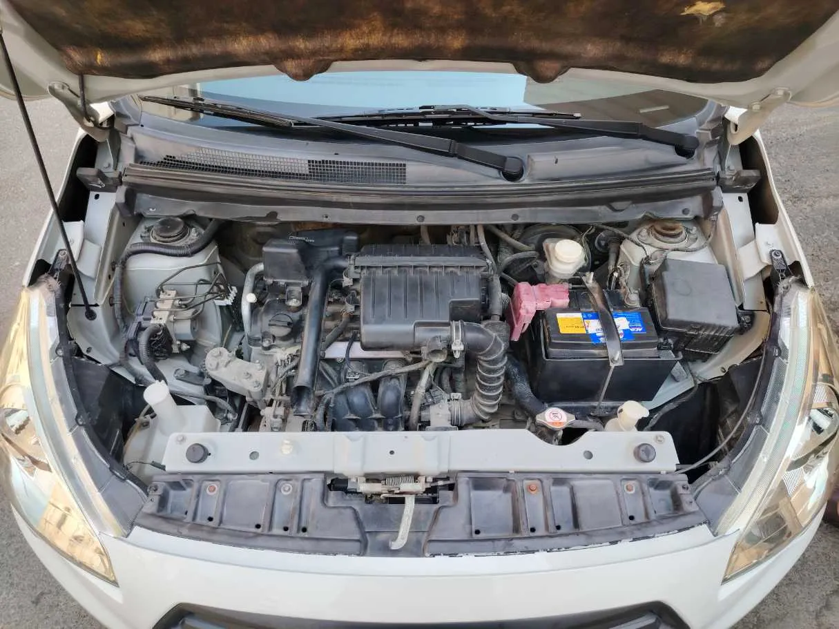 Car image 26