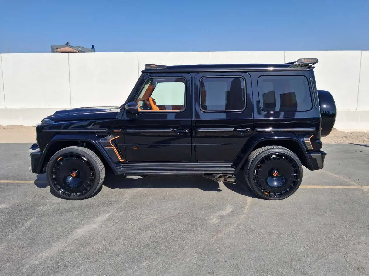 Car image 8