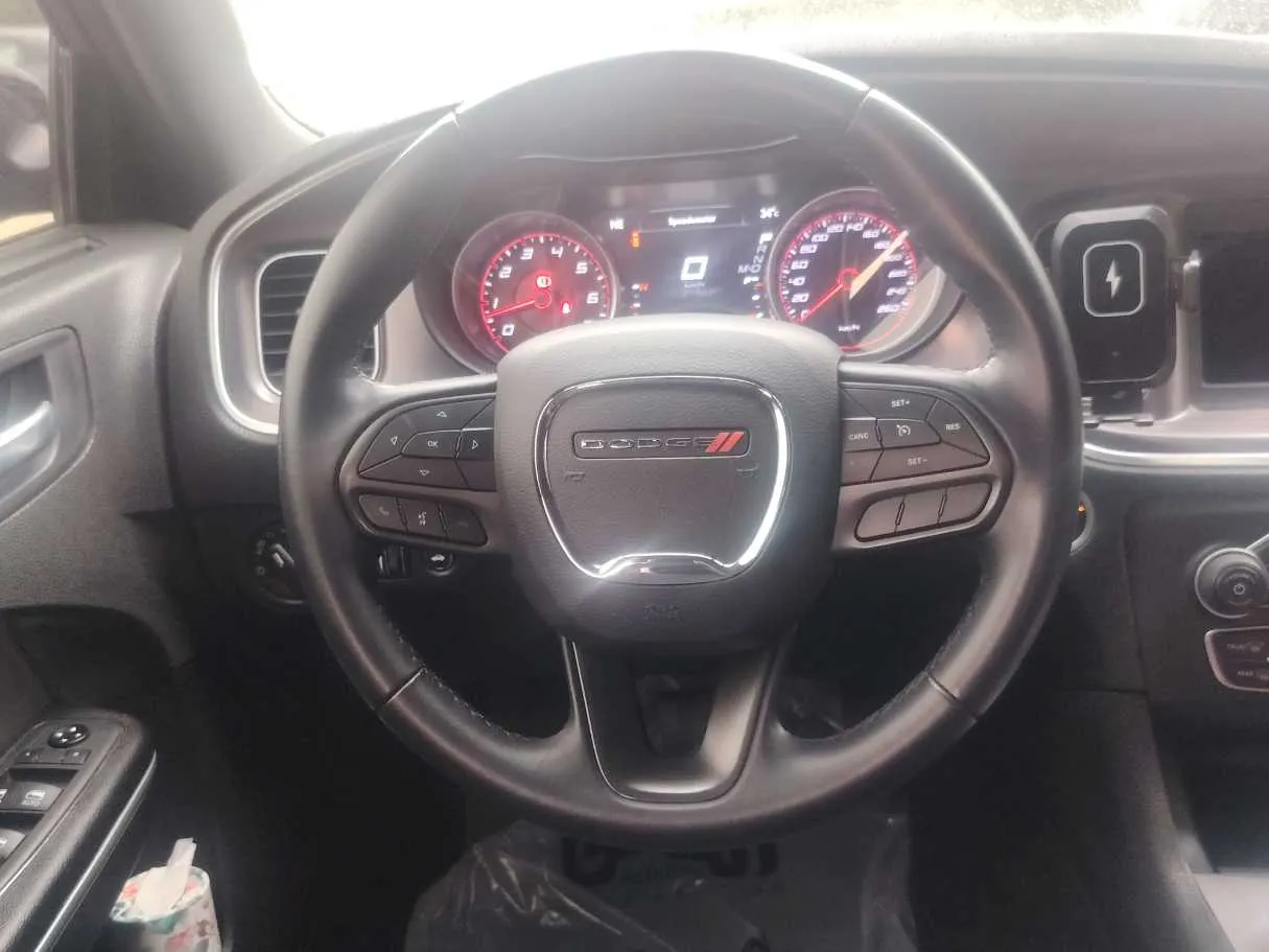 Car image 21