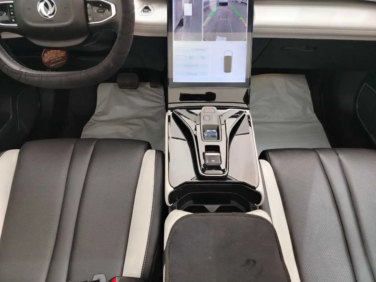 Car image 22