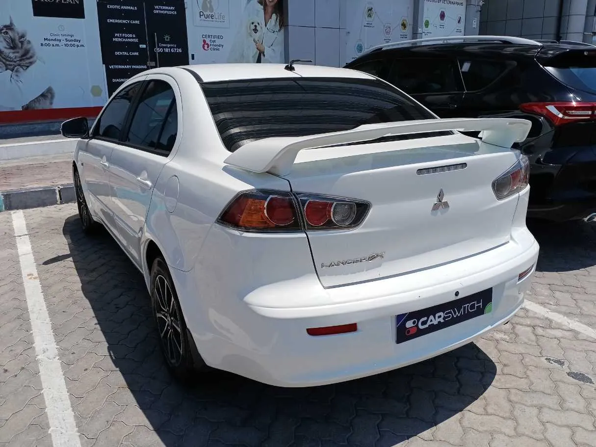 Car image 7