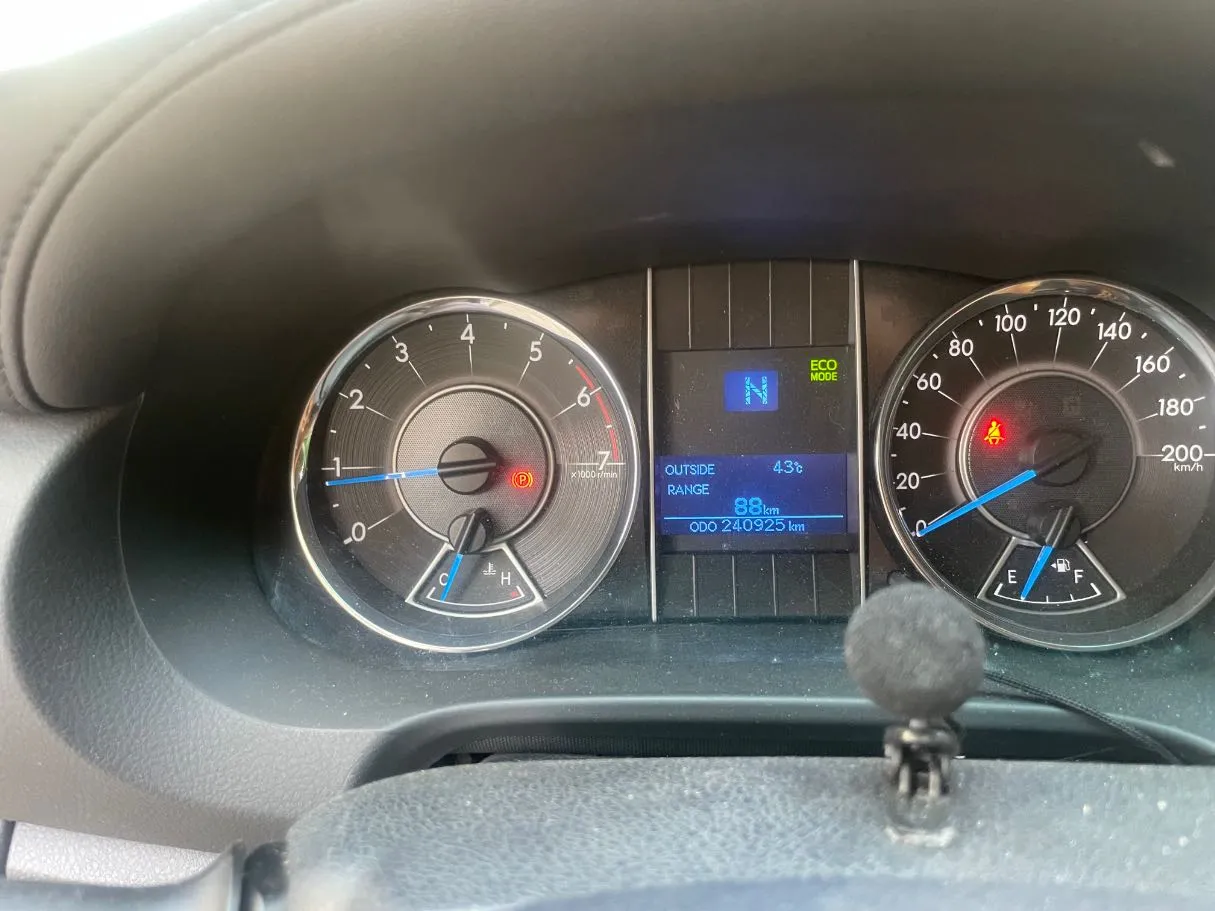 Car image 17