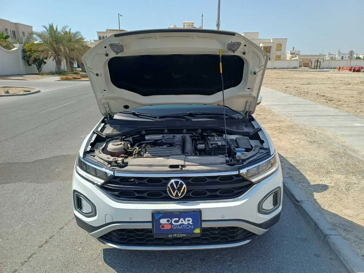 Car image 24
