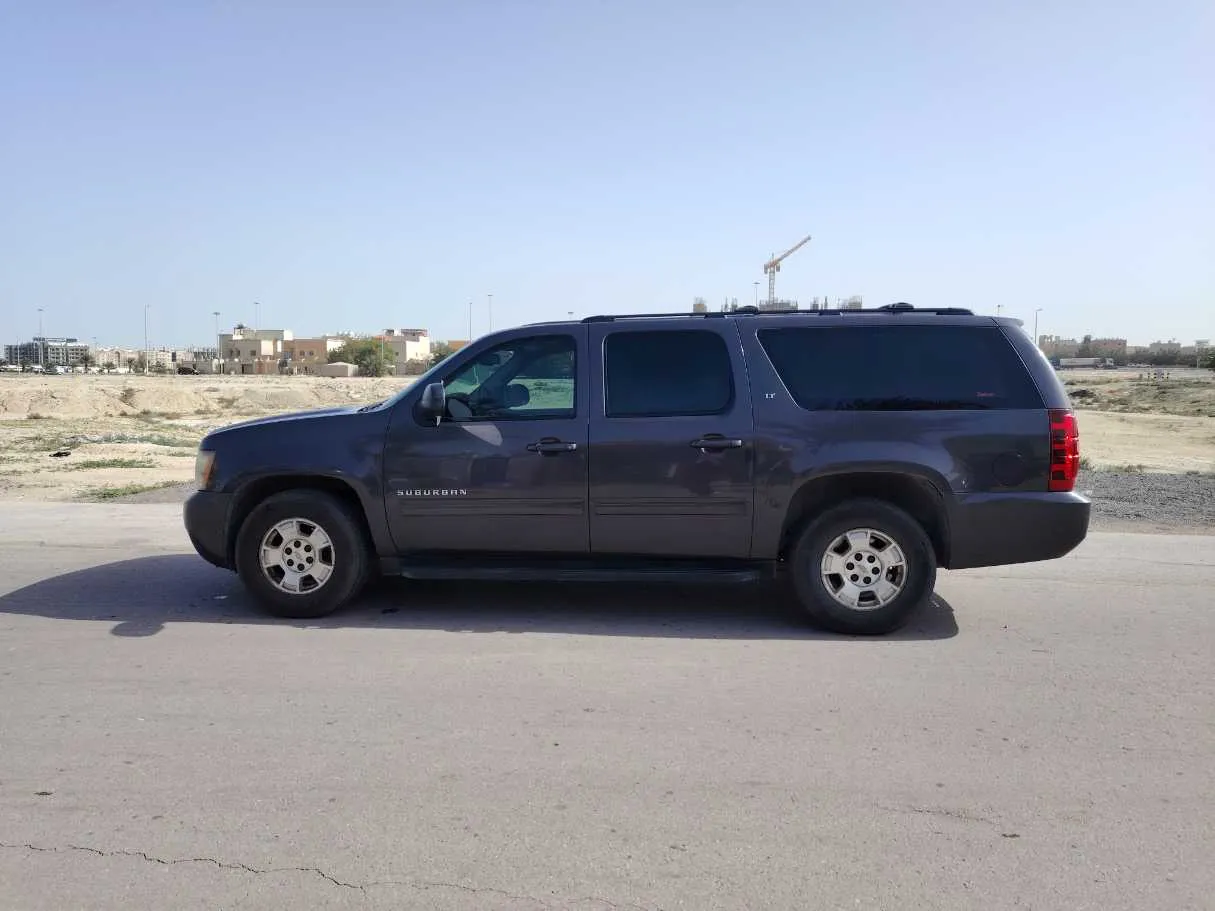 Car image 8