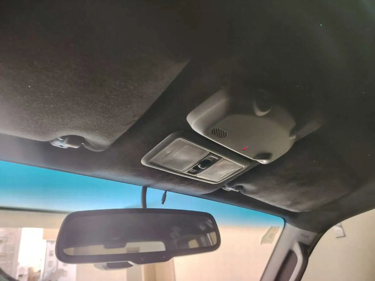 Car image 39