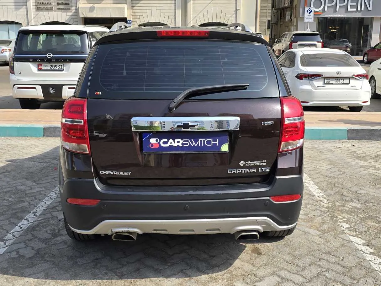 Car image 6
