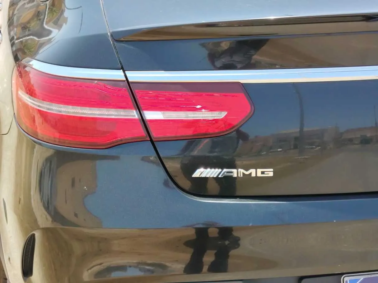 Car image 37