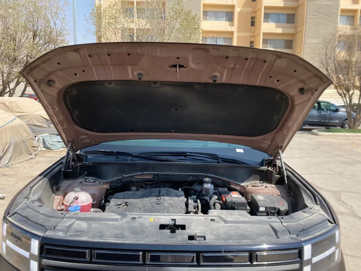 Car image 34