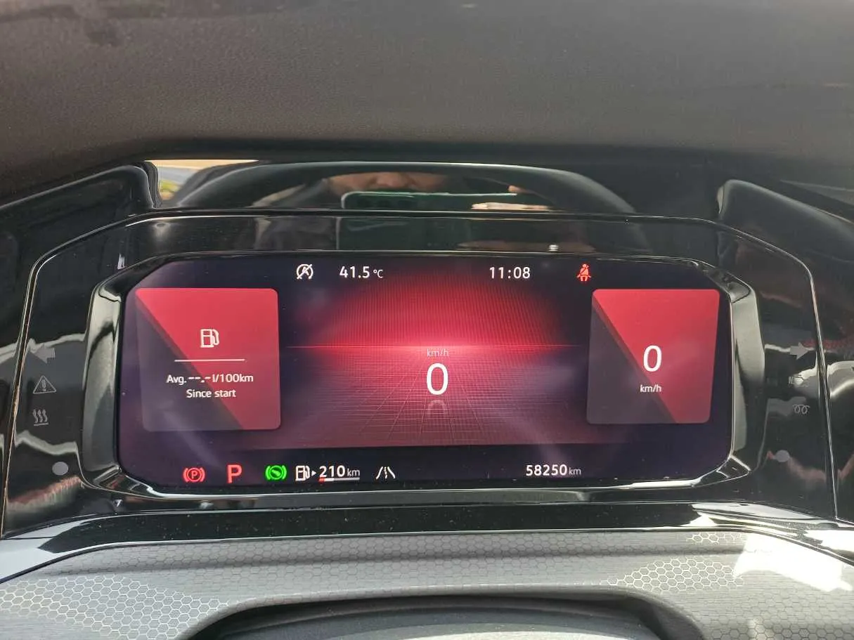 Car image 22