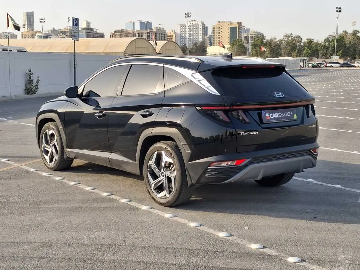 Car image 7