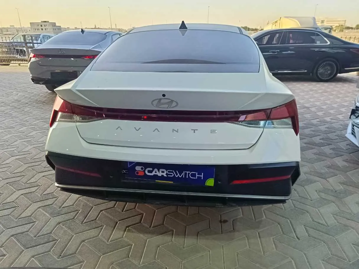 Car image 6