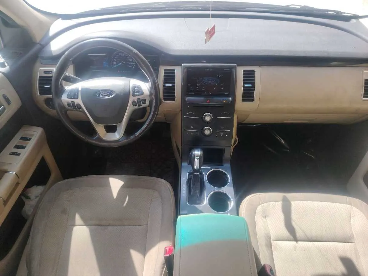 Car image 20