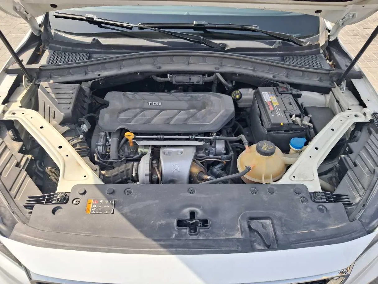 Car image 22