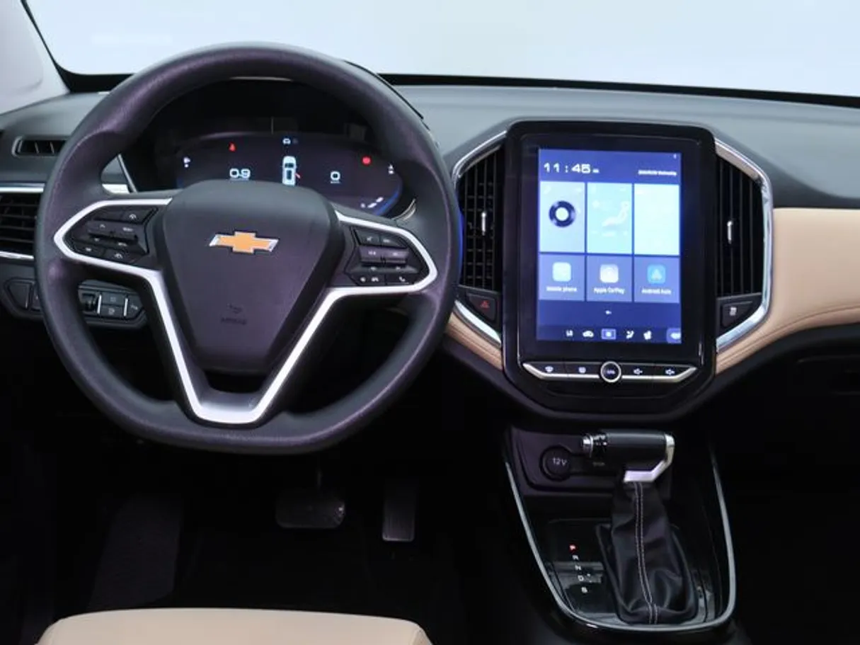 Car image 15