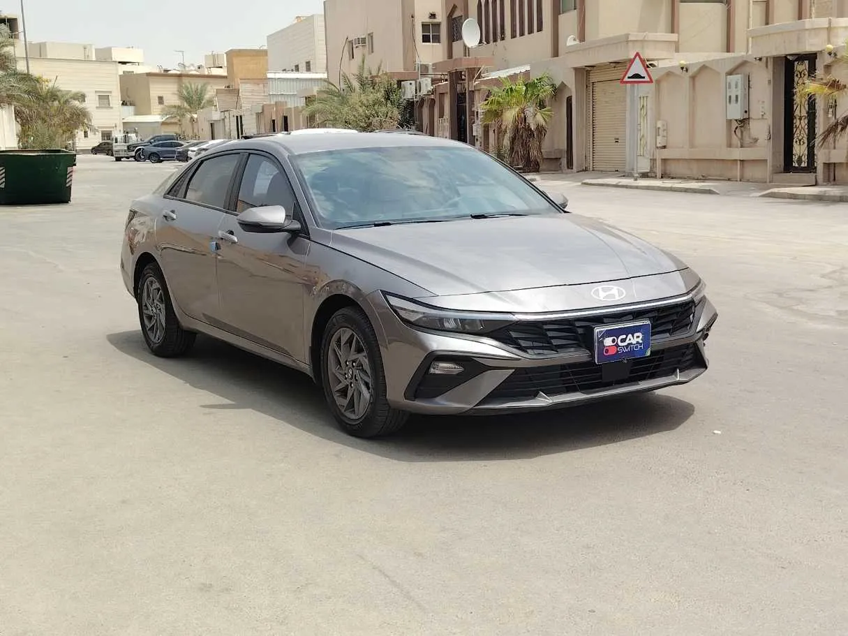 Car image 3
