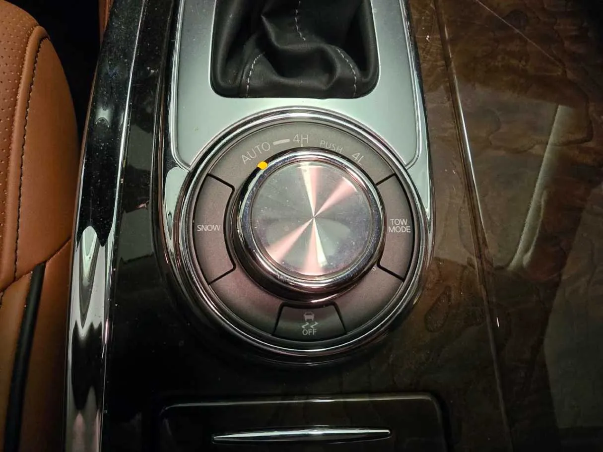 Car image 22