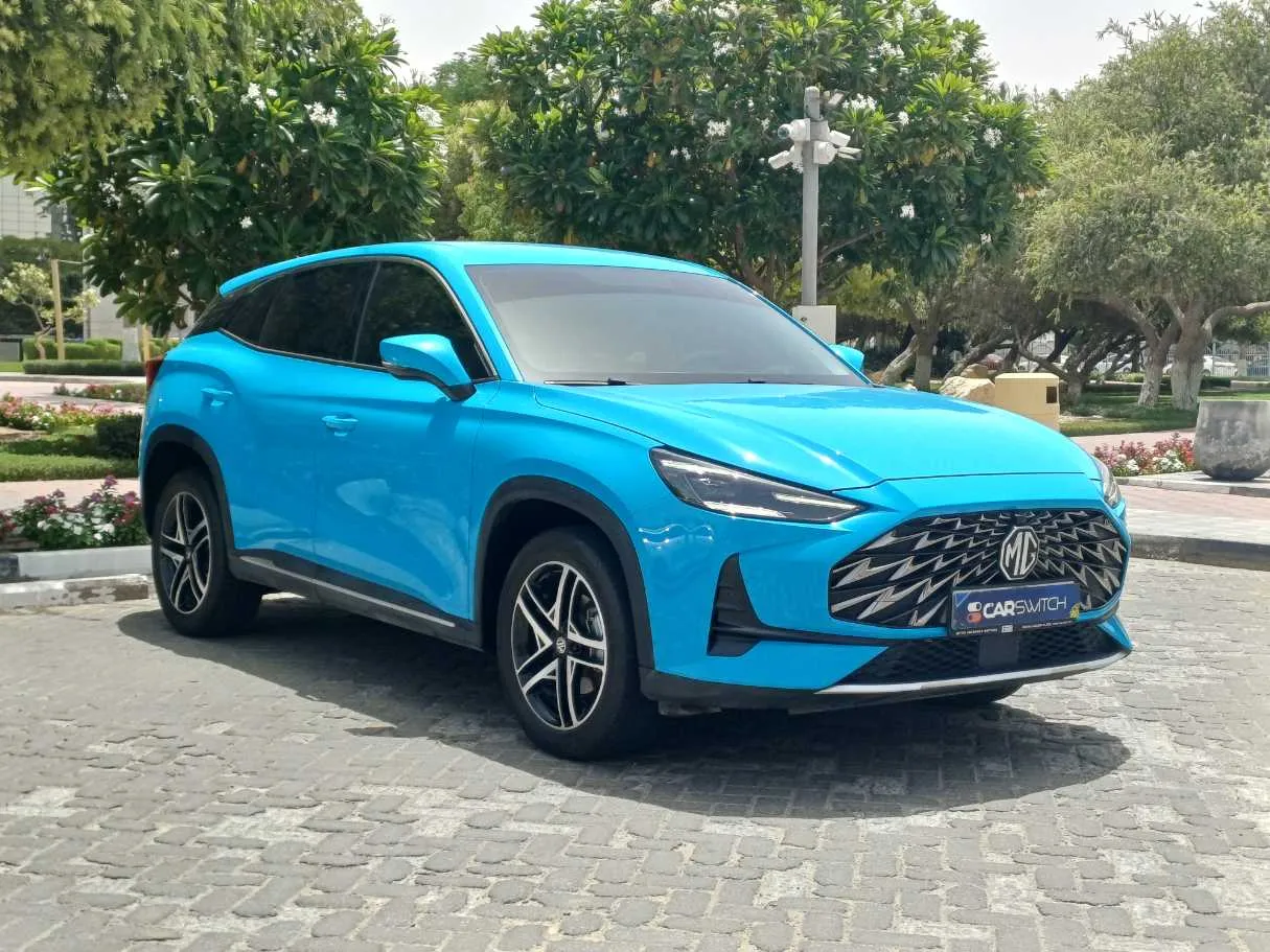 Car image 3