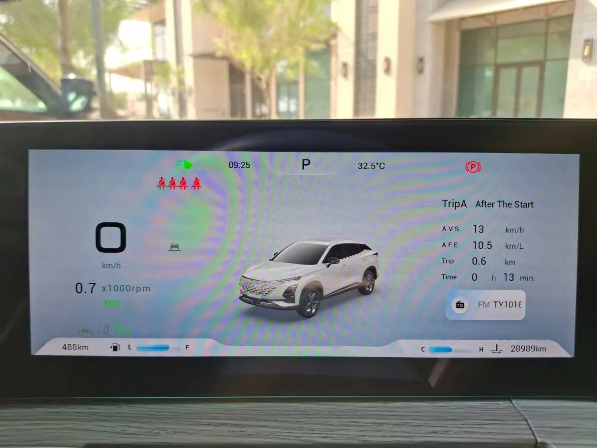 Car image 18