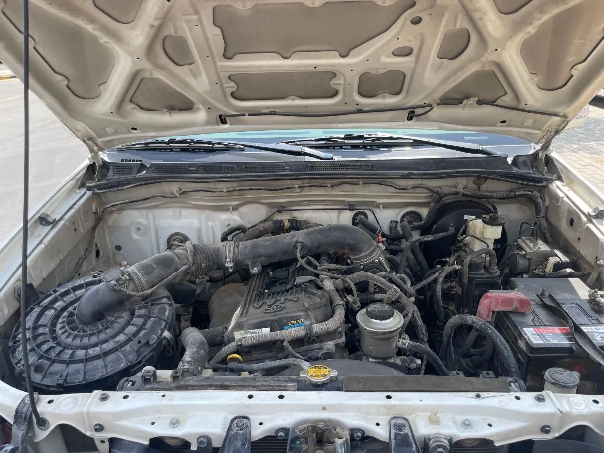 Car image 23