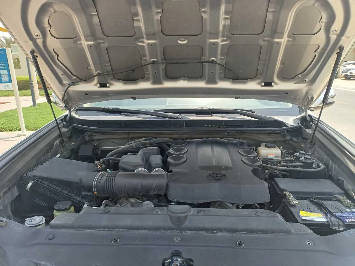 Car image 25
