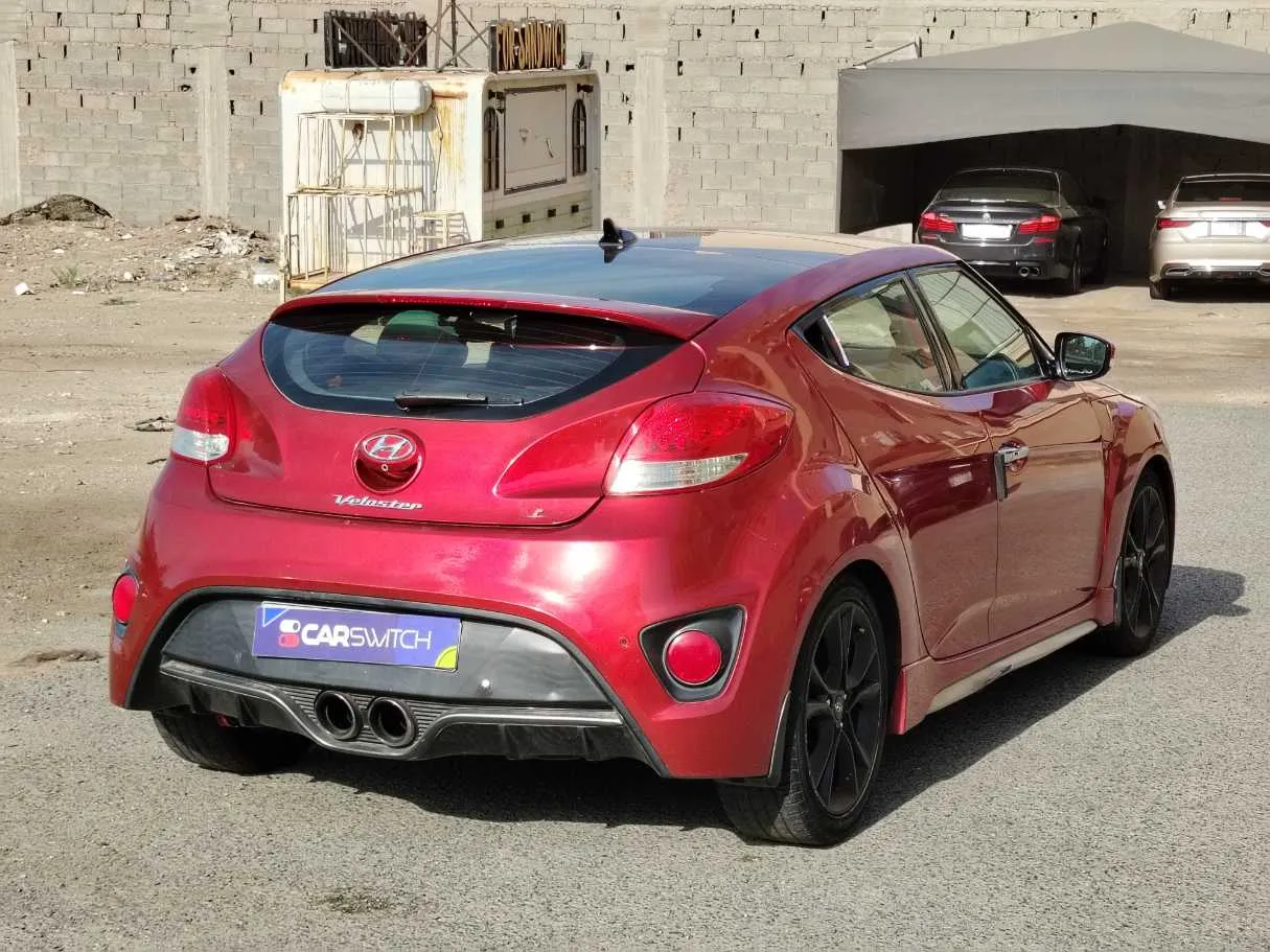 Car image 5