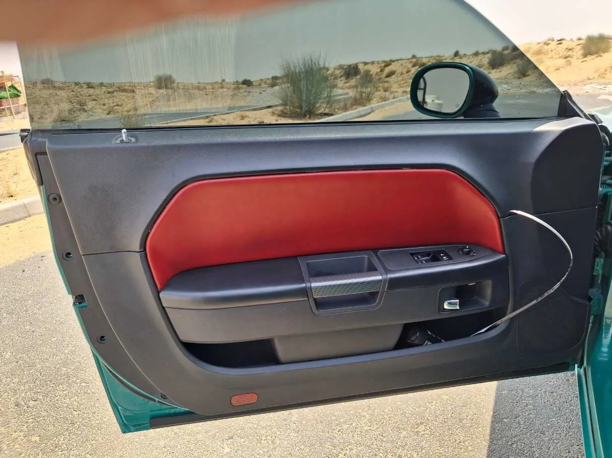 Car image 10
