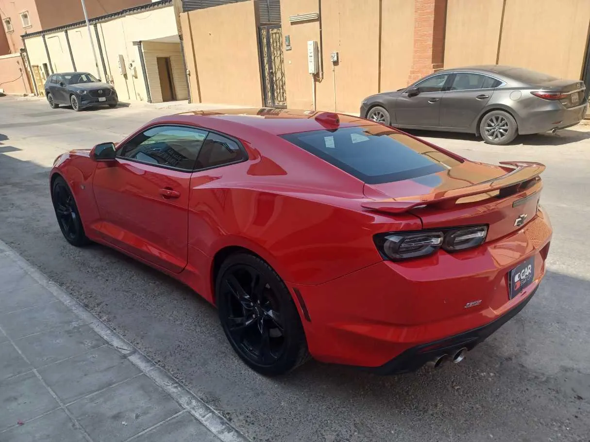 Car image 7