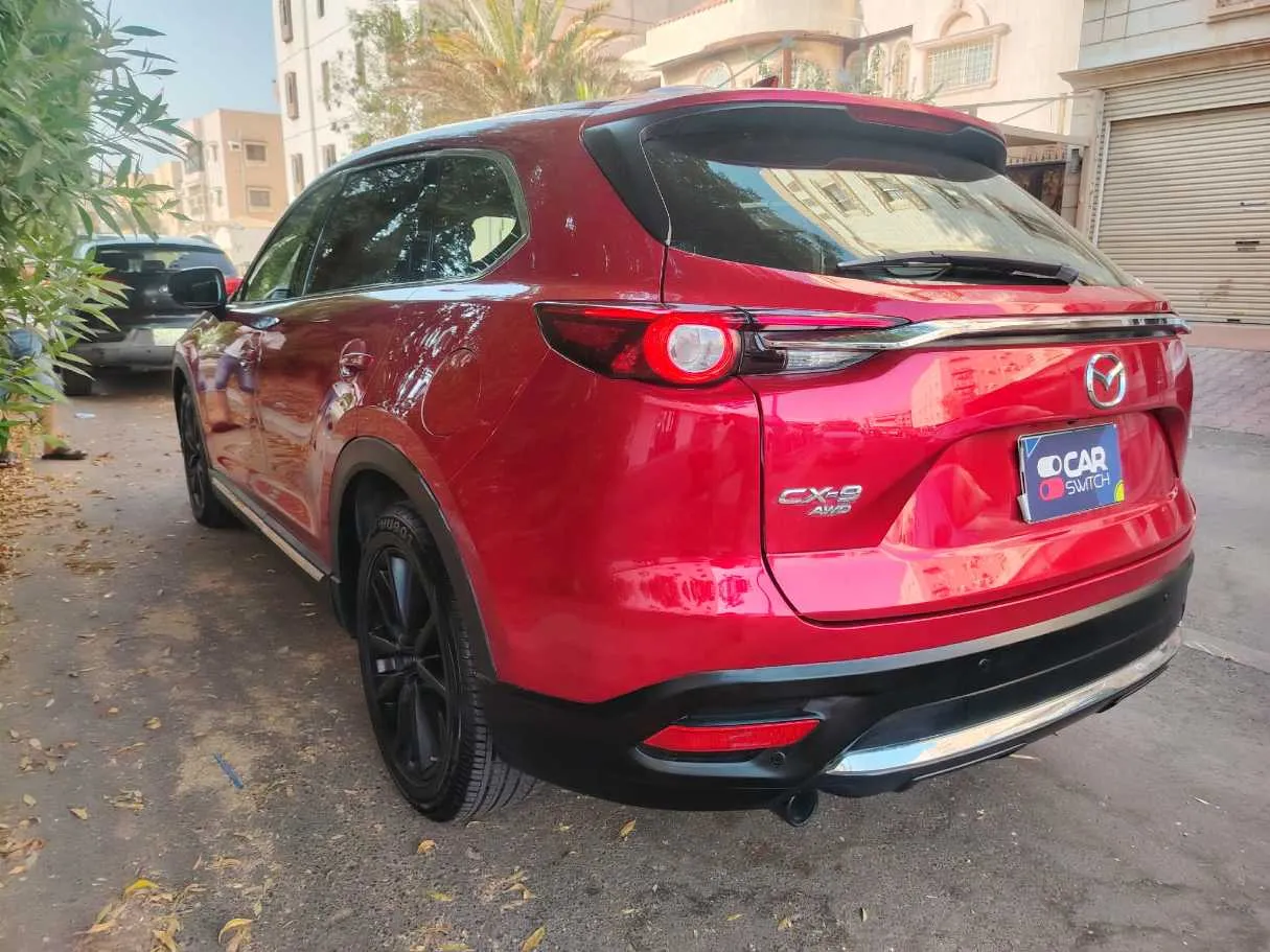 Car image 7
