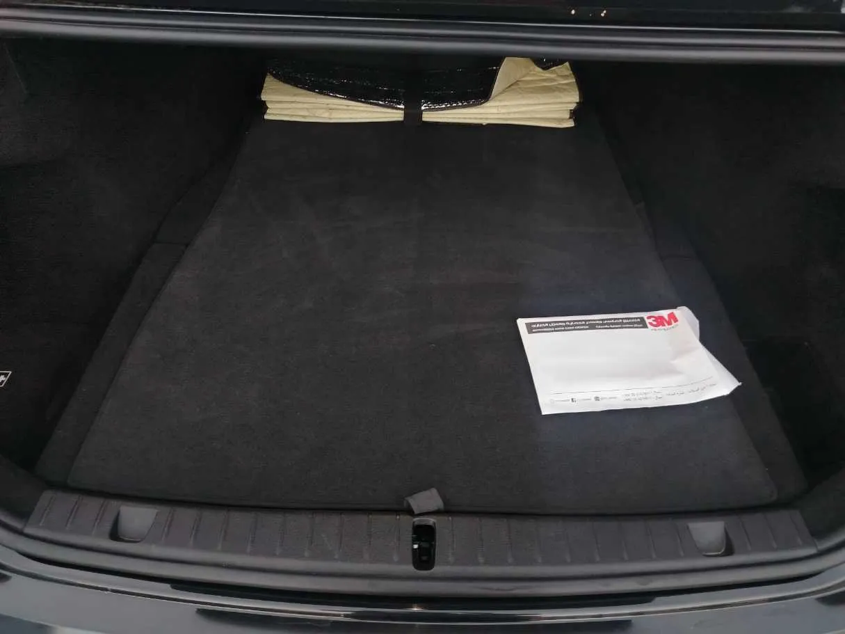 Car image 28