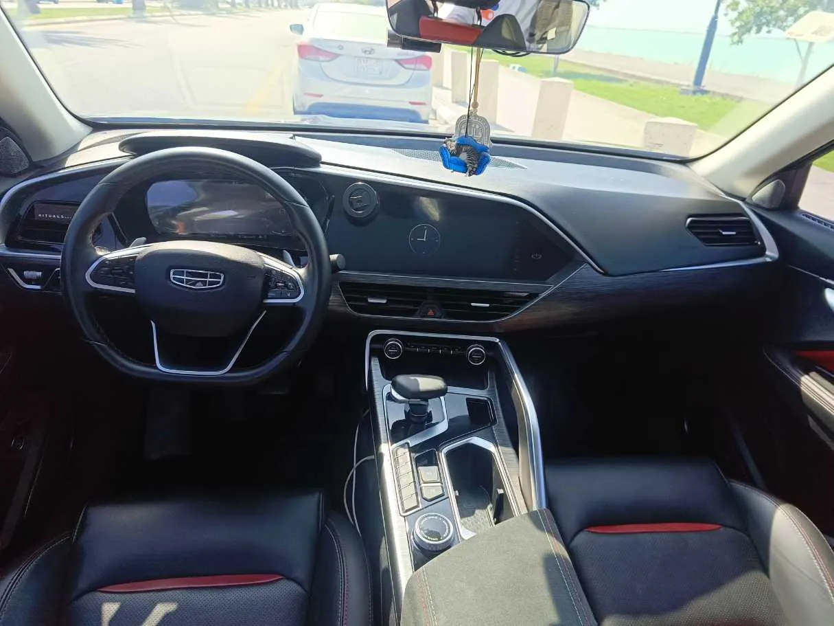 Car image 20