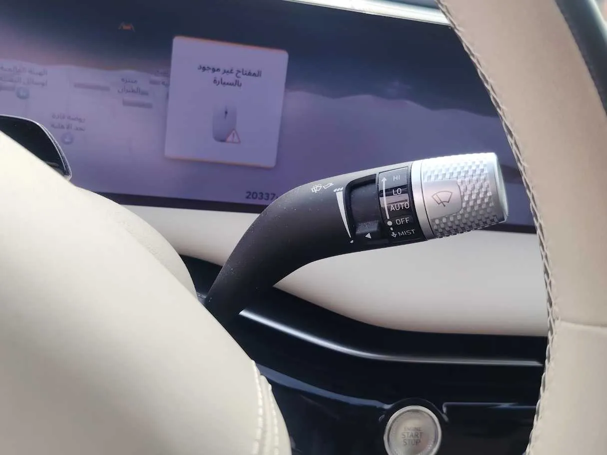 Car image 40