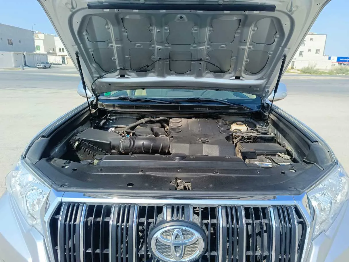 Car image 35