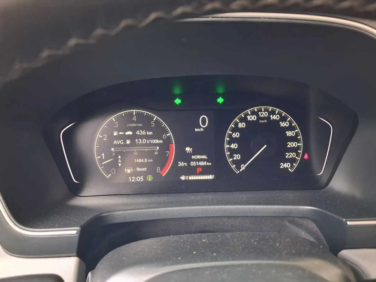 Car image 20