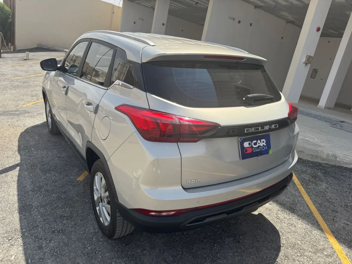 Car image 7