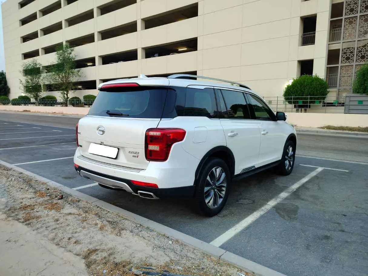 Car image 7