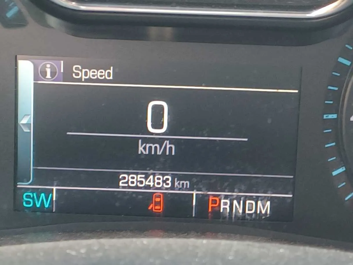 Car image 18