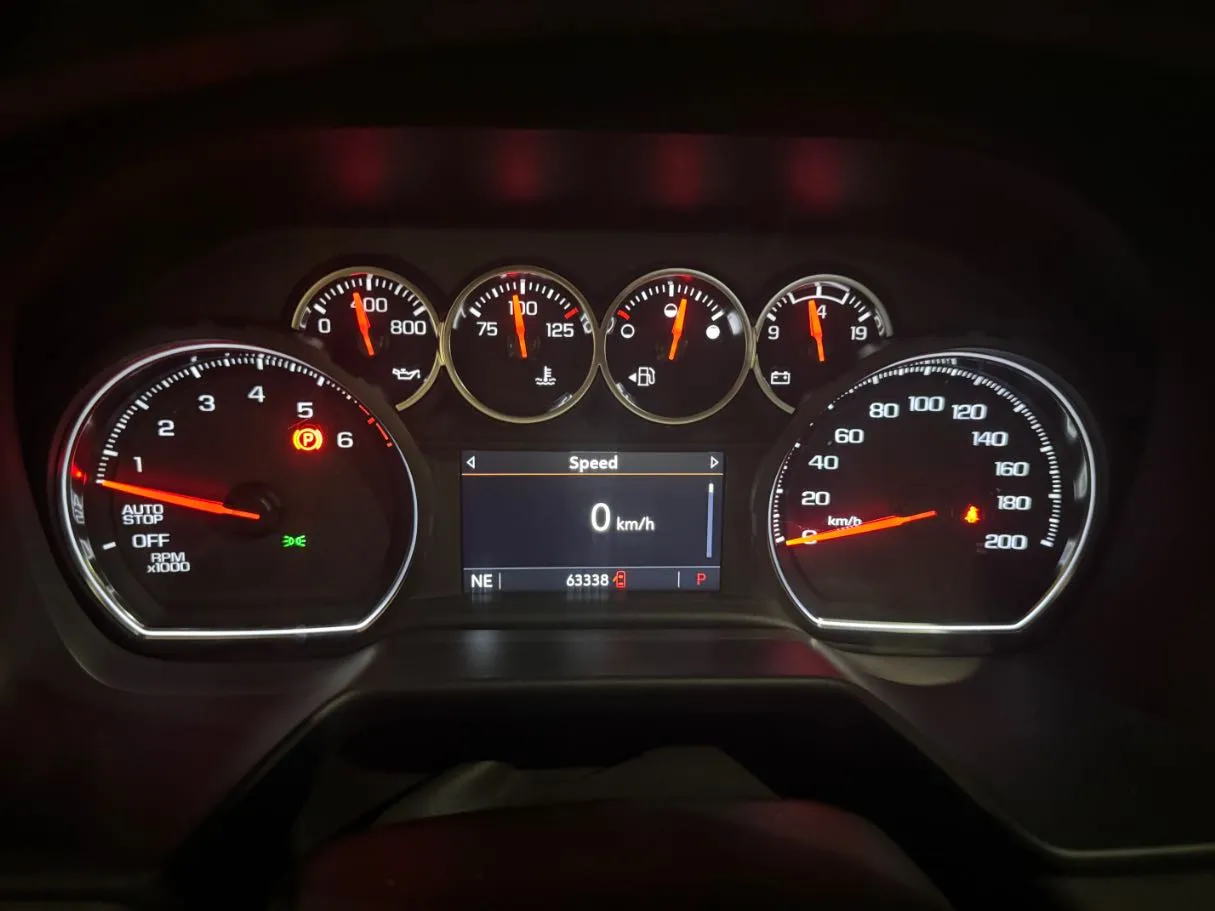 Car image 18