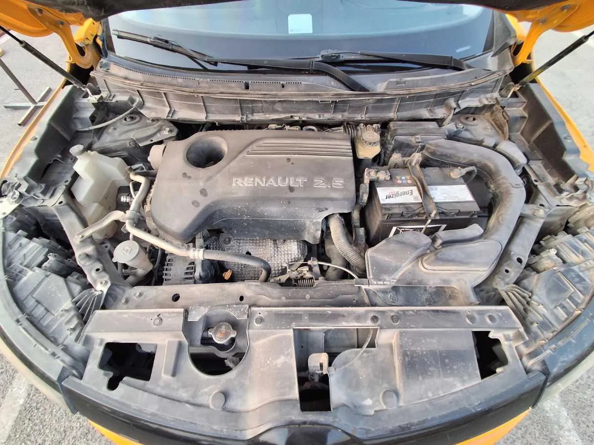 Car image 20