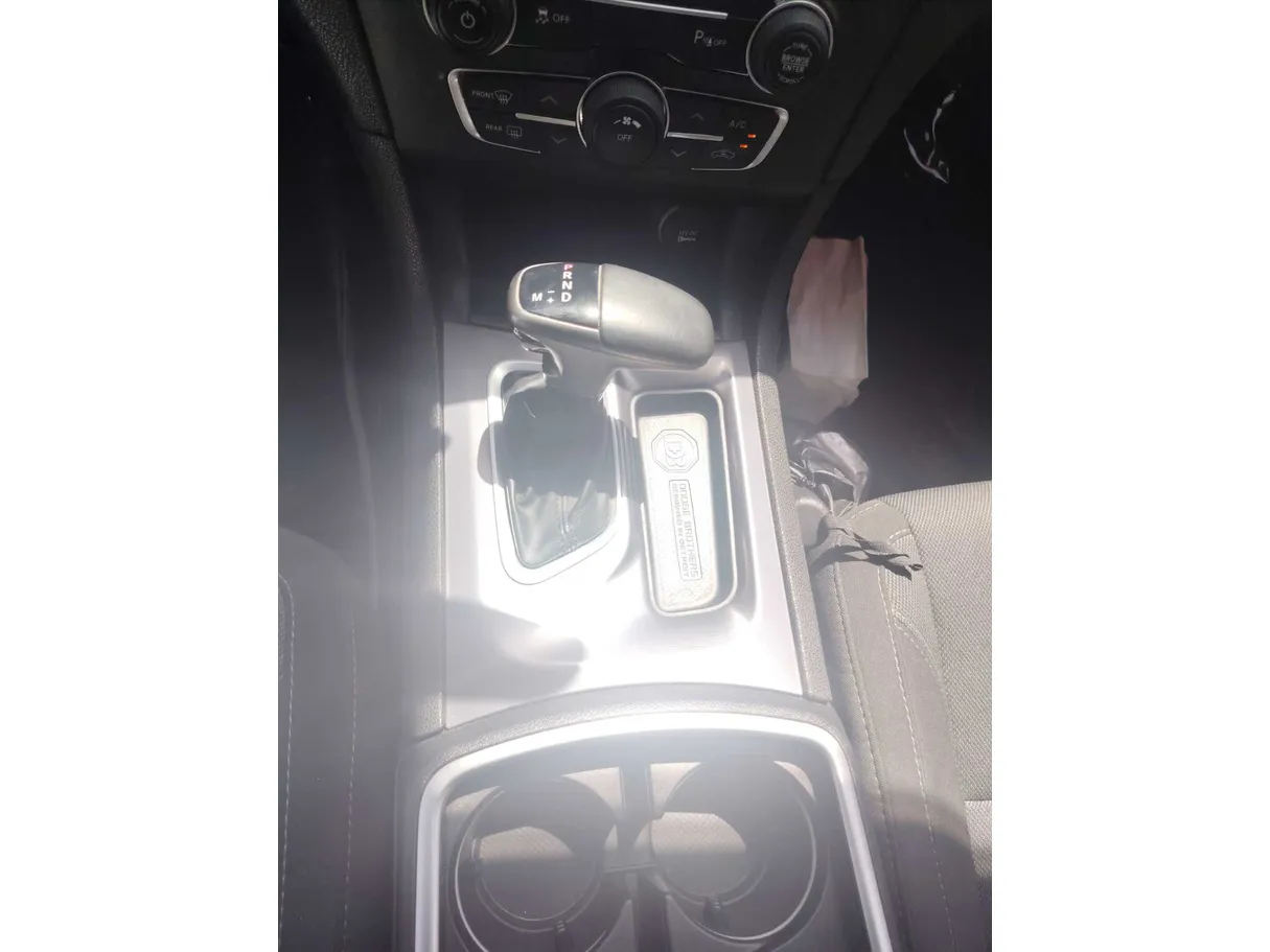 Car image 22