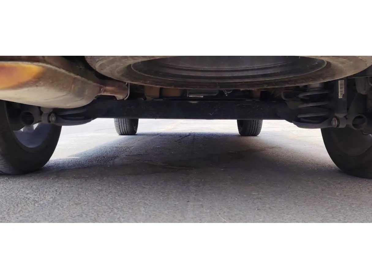 Car image 30