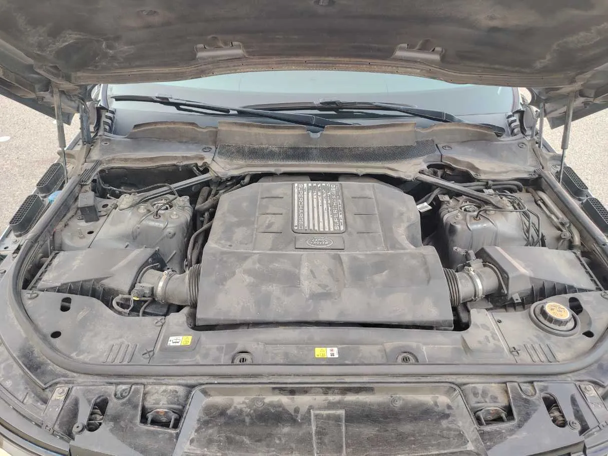 Car image 40