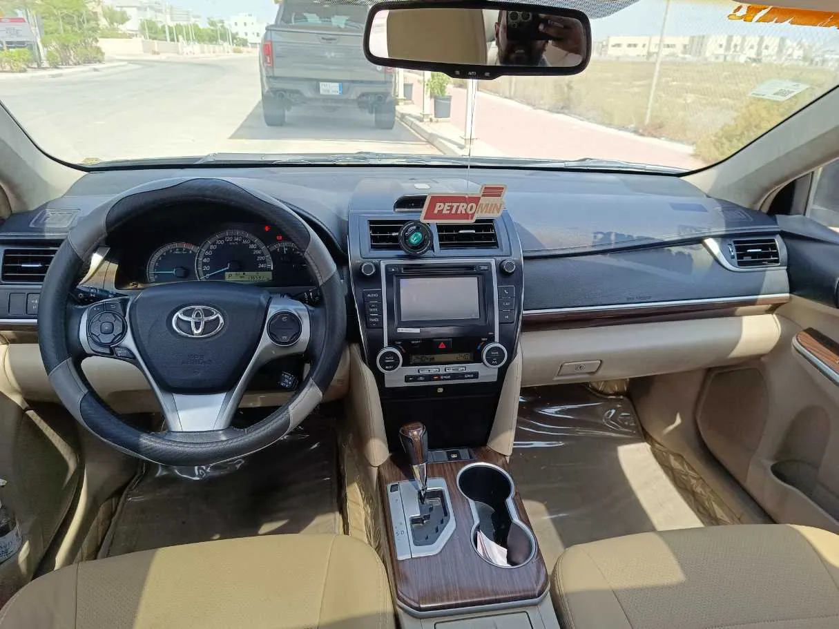 Car image 21