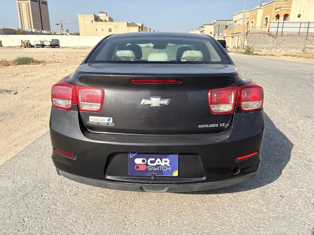 Car image 6