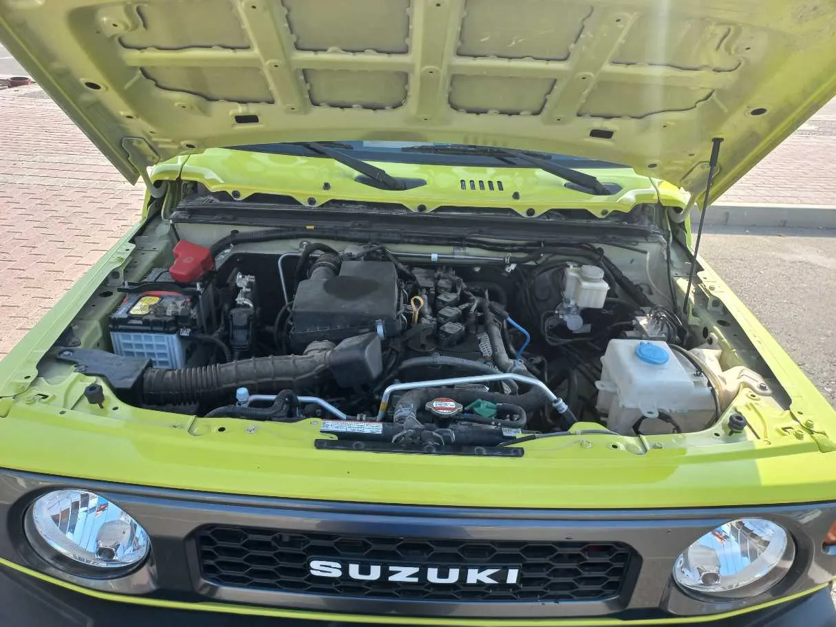Car image 20