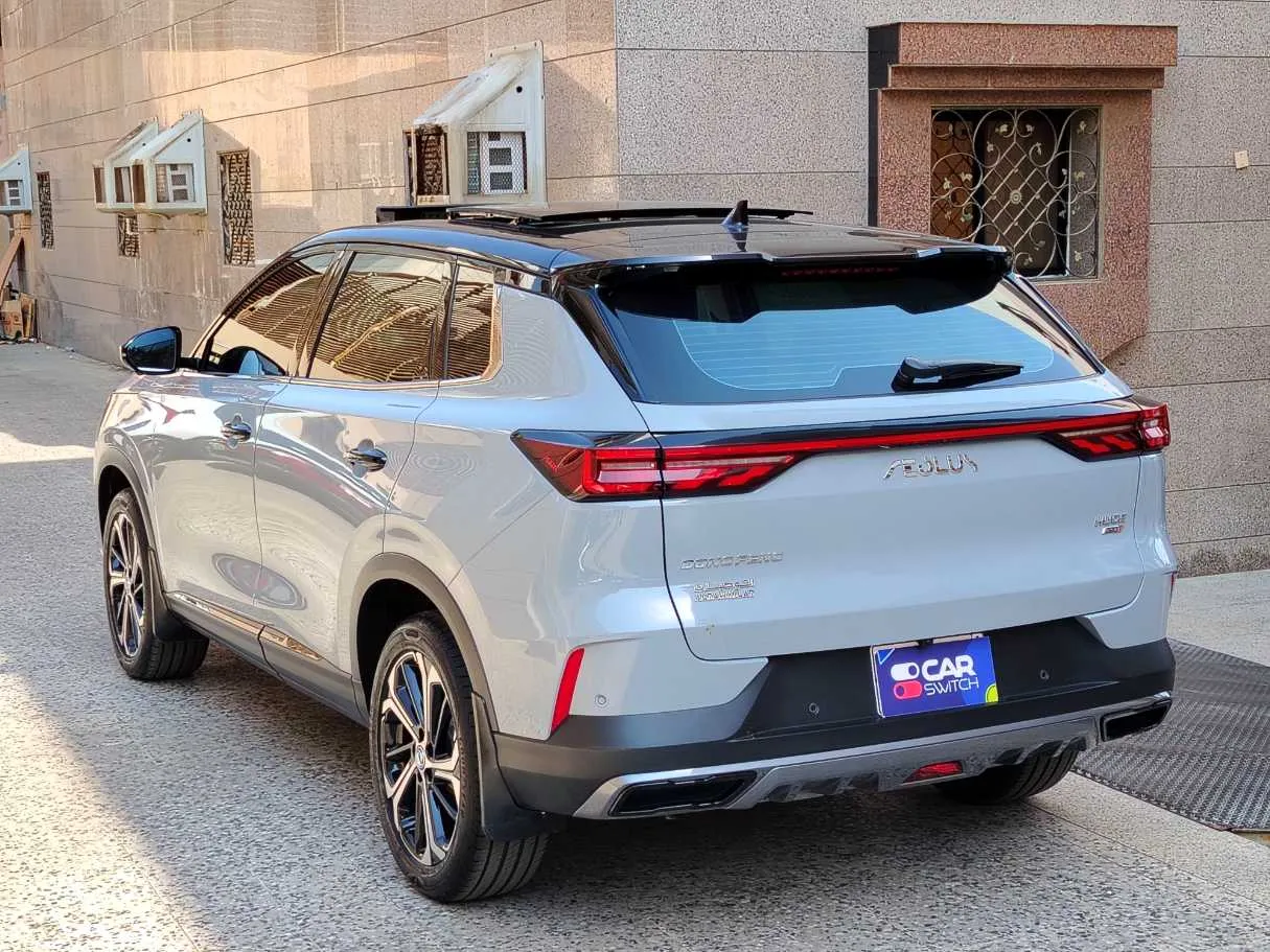 Car image 7
