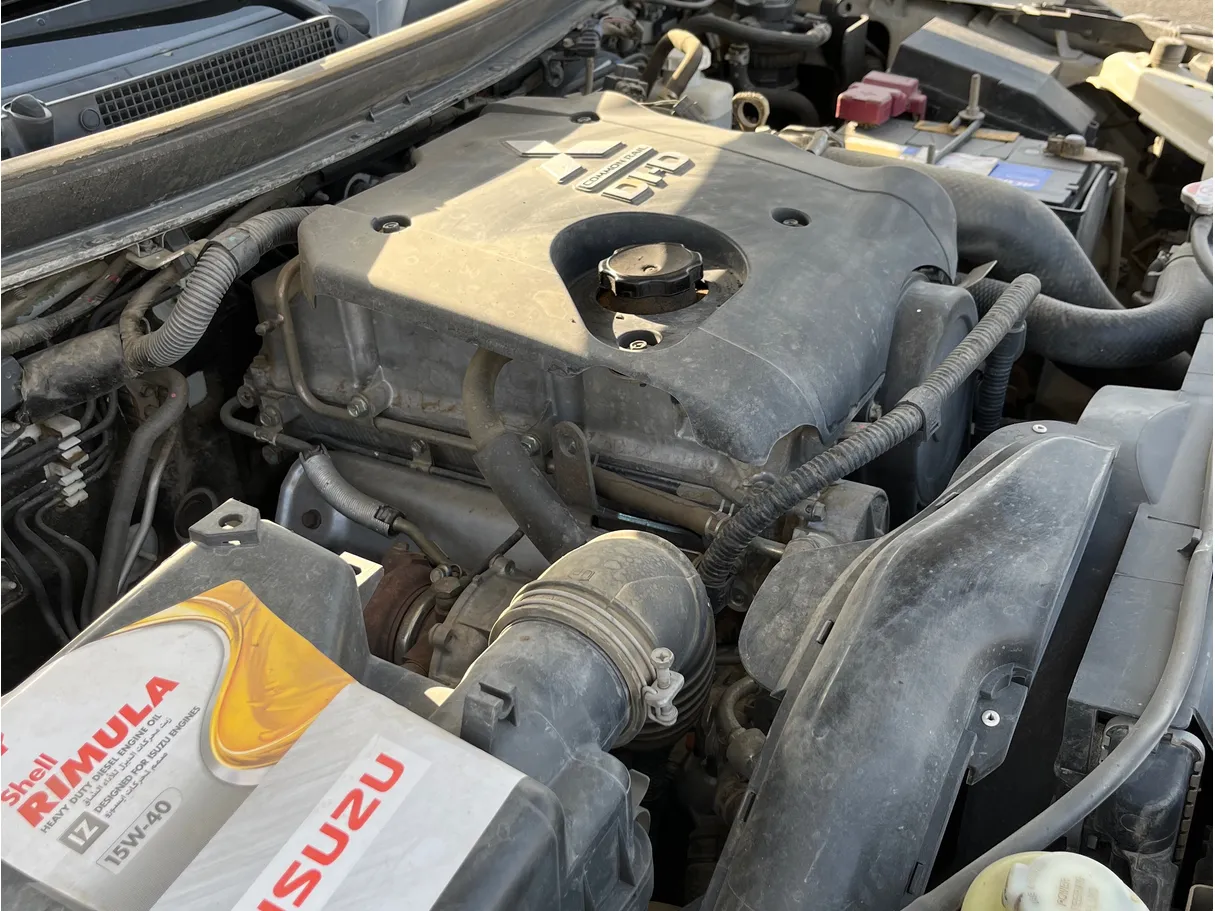 Car image 8