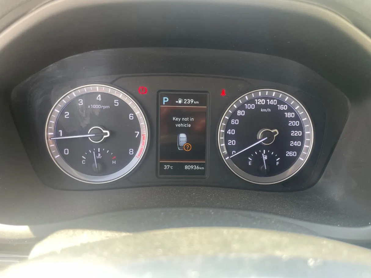 Car image 21
